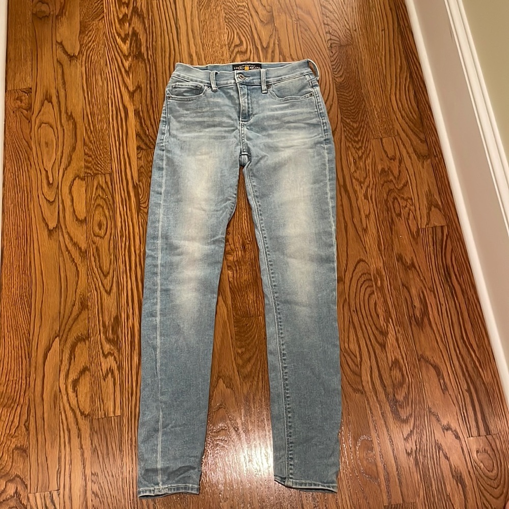 Lucky Brand Light Wash Skinny Jeans